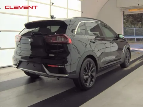 More photos of 2019 Kia Niro S Touring at Clement Supercenter, MO