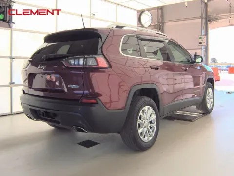 More photos of 2020 Jeep Cherokee Latitude Plus at Clement Supercenter, MO