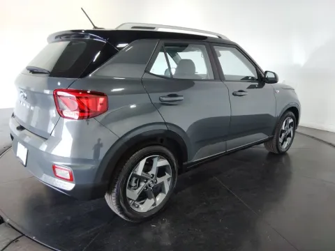 More photos of 2025 Hyundai Venue Limited at Clement Supercenter, MO