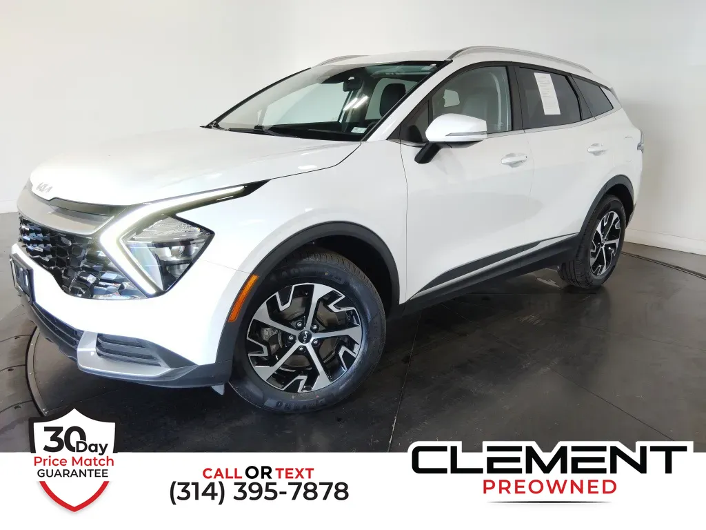 White 2023 Kia Sportage EX for sale in St. Charles, MO