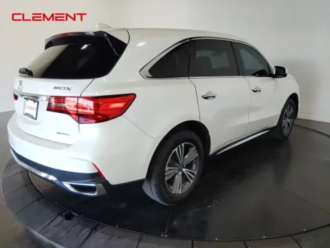 More photos of 2018 Acura MDX 3.5L at Clement Supercenter, MO