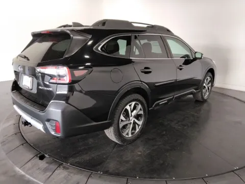 More photos of 2021 Subaru Outback Limited at Clement Supercenter, MO
