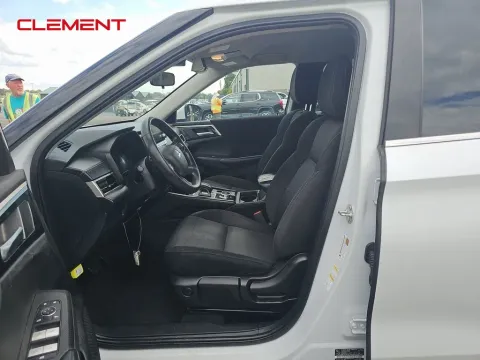 Another view of 2023 Mitsubishi Outlander ES for sale in St. Charles, MO at Clement Supercenter