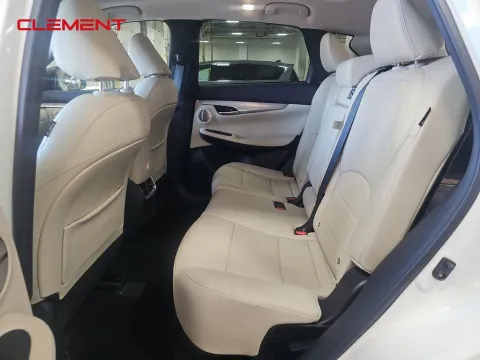More photos of 2022 INFINITI QX50 ESSENTIAL at Clement Supercenter, MO