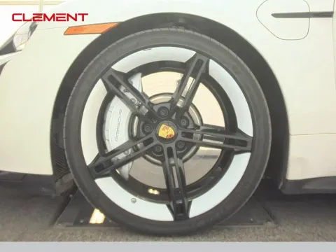 More photos of 2022 Porsche Taycan at Clement Supercenter, MO