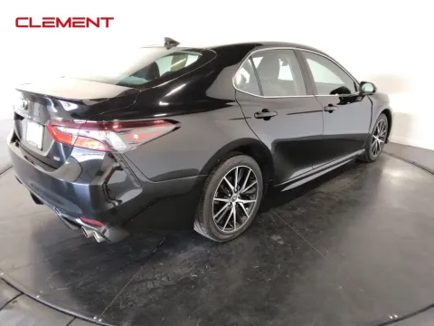 More photos of 2023 Toyota Camry SE at Clement Supercenter, MO