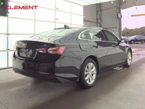More photos of 2022 Chevrolet Malibu LT at Clement Supercenter, MO