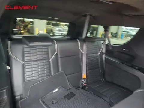 More photos of 2021 Cadillac Escalade ESV Sport Platinum at Clement Supercenter, MO