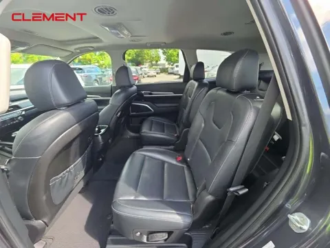 More photos of 2022 Kia Telluride S at Clement Supercenter, MO
