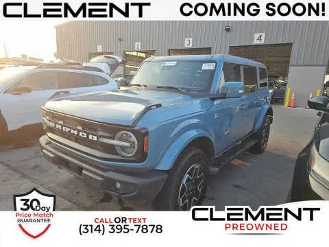 Blue 2023 Ford Bronco Outer Banks for sale in St. Charles, MO
