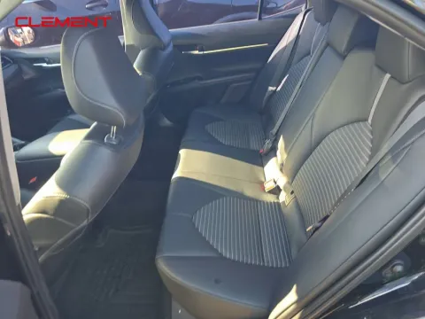 More photos of 2020 Toyota Camry SE at Clement Supercenter, MO