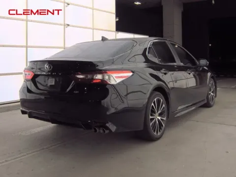 More photos of 2020 Toyota Camry SE at Clement Supercenter, MO