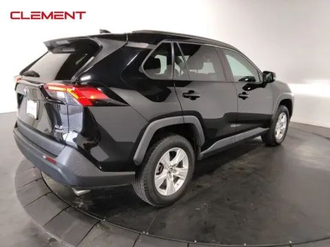More photos of 2019 Toyota RAV4 XLE at Clement Supercenter, MO