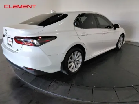 More photos of 2022 Toyota Camry LE at Clement Supercenter, MO