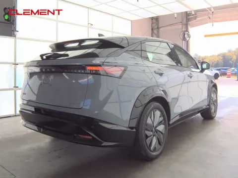 More photos of 2023 Nissan Ariya EVOLVE+ e-4ORCE at Clement Supercenter, MO