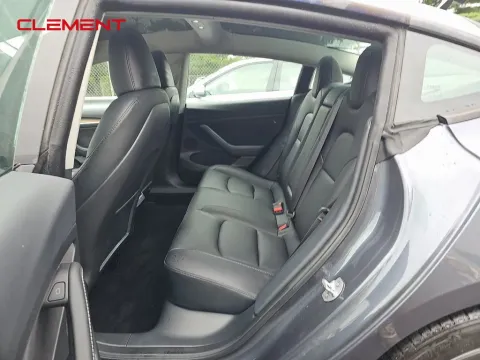 More photos of 2023 Tesla Model 3 at Clement Supercenter, MO