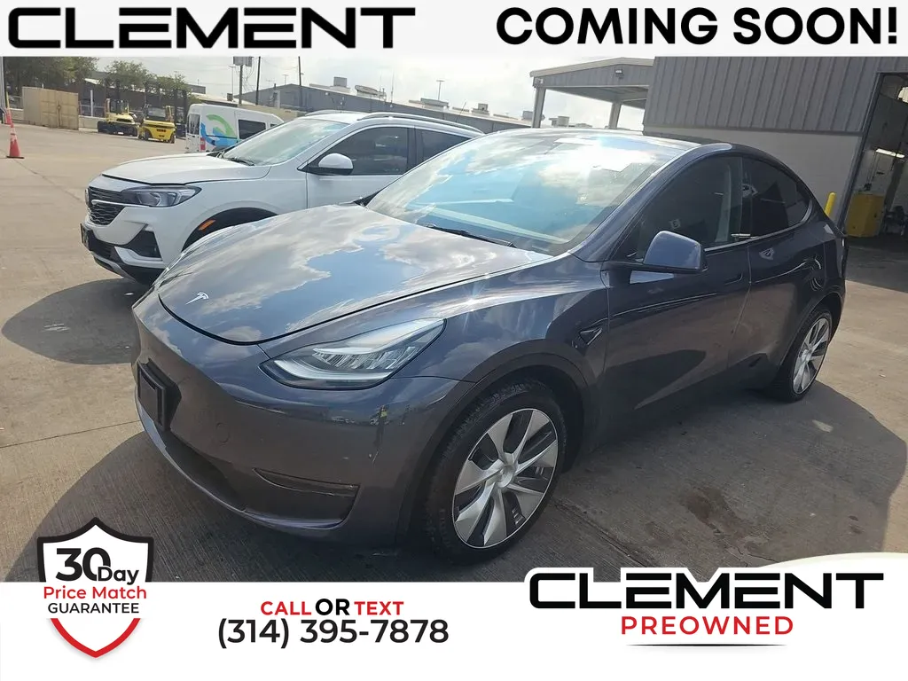 Silver 2021 Tesla Model Y Long Range for sale in St. Charles, MO