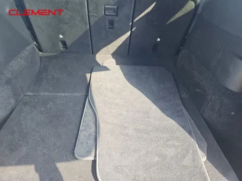 More photos of 2021 Tesla Model Y Long Range at Clement Supercenter, MO