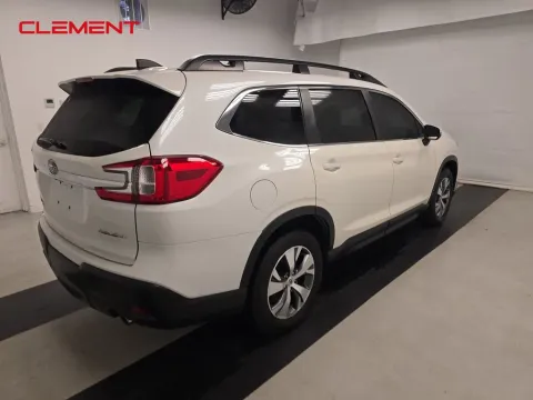 More photos of 2023 Subaru Ascent Premium at Clement Supercenter, MO