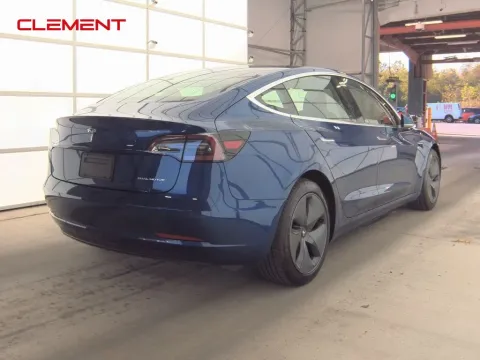 More photos of 2020 Tesla Model 3 Long Range at Clement Supercenter, MO