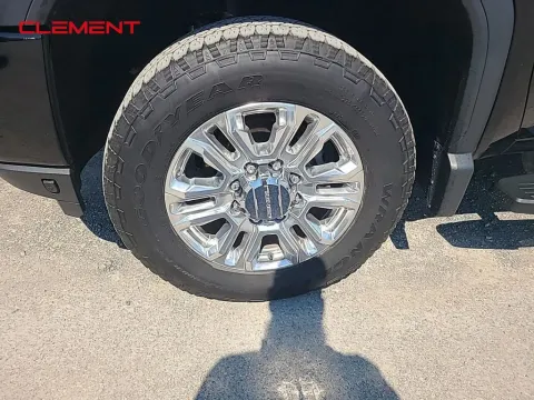 More photos of 2021 GMC Sierra 2500HD Denali at Clement Supercenter, MO