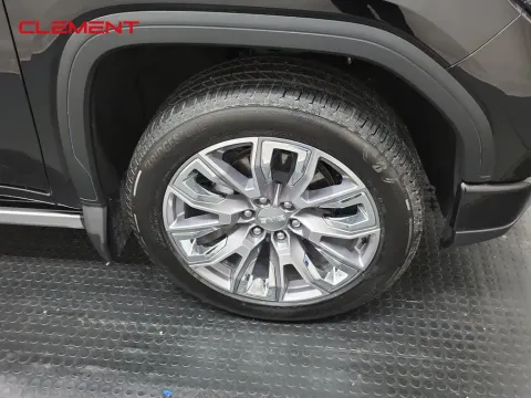 More photos of 2023 GMC Sierra 1500 Denali at Clement Supercenter, MO