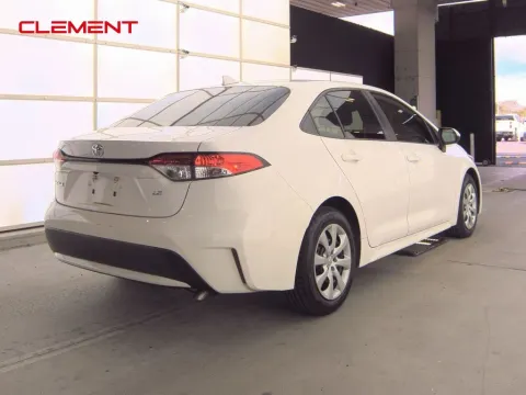 More photos of 2020 Toyota Corolla LE at Clement Supercenter, MO