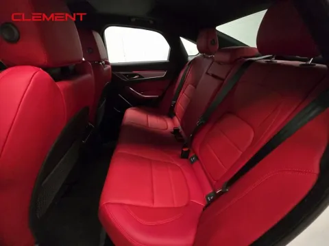 More photos of 2024 Jaguar XF R-Dynamic SE at Clement Supercenter, MO