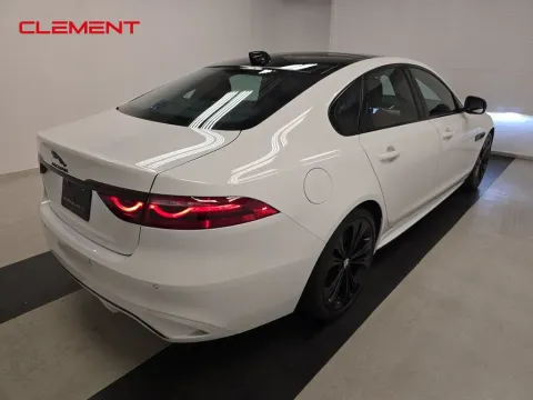 More photos of 2024 Jaguar XF R-Dynamic SE at Clement Supercenter, MO