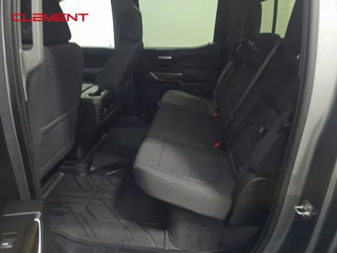 More photos of 2020 Chevrolet Silverado 1500 RST at Clement Supercenter, MO