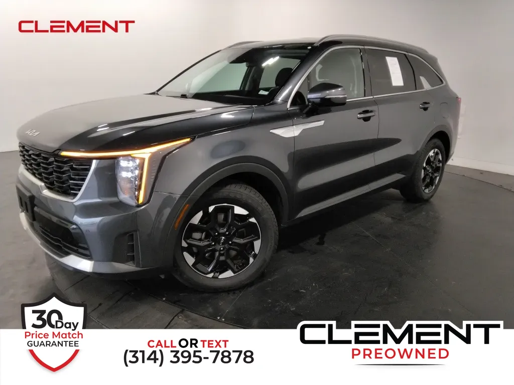 Gray 2024 Kia Sorento S for sale in St. Charles, MO
