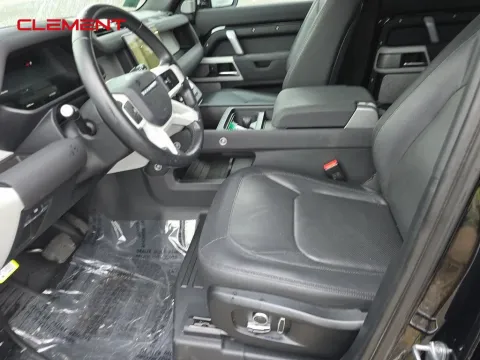 More photos of 2023 Land Rover Defender 130 X-Dynamic SE at Clement Supercenter, MO