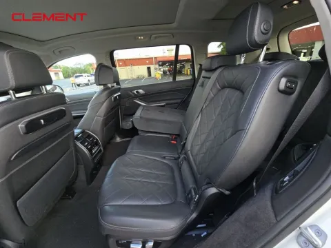 More photos of 2023 BMW X7 xDrive40i at Clement Supercenter, MO