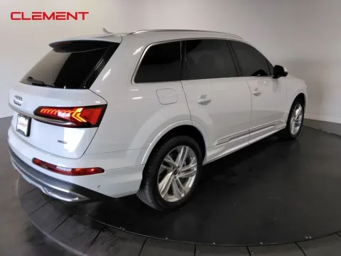 More photos of 2022 Audi Q7 55 Premium Plus at Clement Supercenter, MO