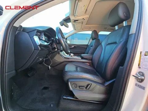 Another view of 2022 Audi Q7 55 Premium Plus for sale in St. Charles, MO at Clement Supercenter
