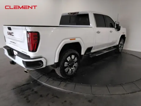 More photos of 2025 GMC Sierra 2500HD Denali at Clement Supercenter, MO
