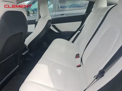 More photos of 2021 Tesla Model 3 Standard Range Plus at Clement Supercenter, MO