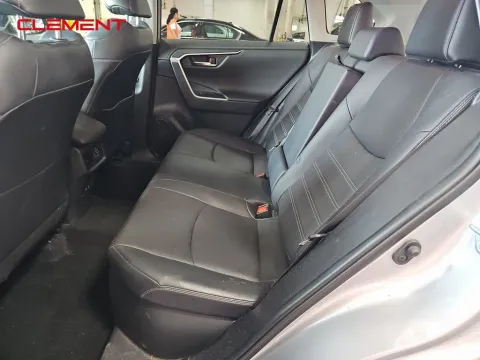 More photos of 2019 Toyota RAV4 Hybrid Limited at Clement Supercenter, MO