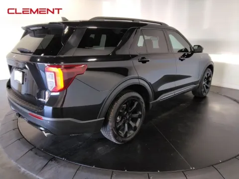 More photos of 2023 Ford Explorer ST-Line at Clement Supercenter, MO
