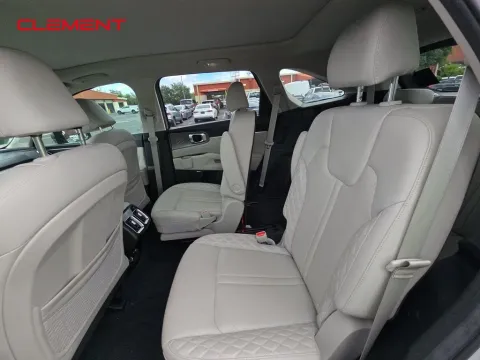 More photos of 2022 Kia Sorento SX-Prestige at Clement Supercenter, MO