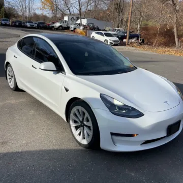 Photos of 2021 Tesla Model 3 Standard Range Plus for sale in El Paso, TX at RightDrive - El Paso