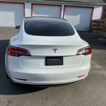 More photos of 2021 Tesla Model 3 Standard Range Plus at RightDrive - El Paso, TX
