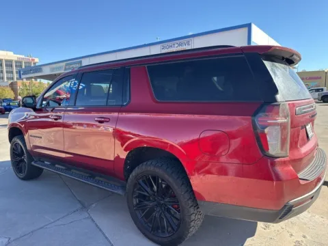 More photos of 2022 Chevrolet Suburban Z71 at RightDrive - El Paso, TX