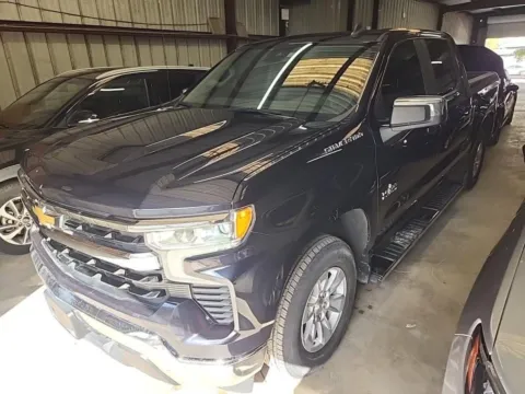 Photos of 2022 Chevrolet Silverado 1500 LT for sale in El Paso, TX at RightDrive - El Paso