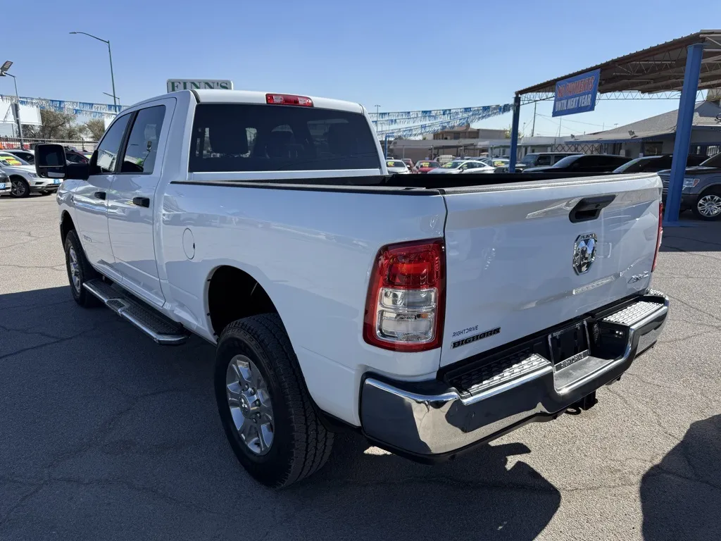 2023 Ram 2500 Big Horn photo 3