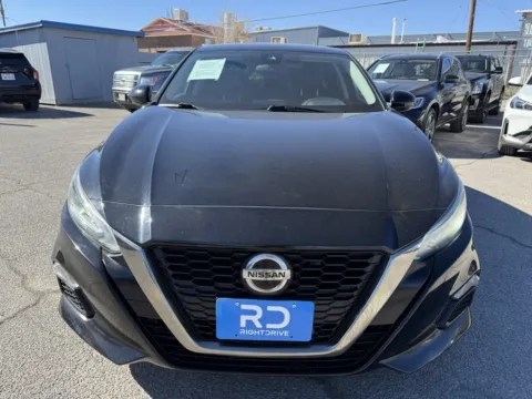Photos of 2022 Nissan Altima 2.5 SR for sale in El Paso, TX at RightDrive - El Paso