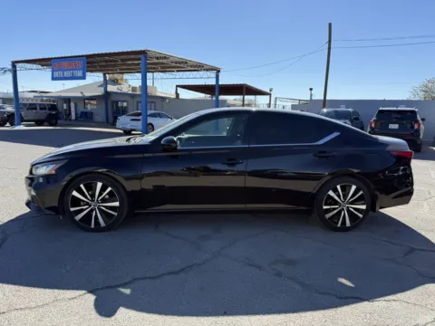 More photos of 2022 Nissan Altima 2.5 SR at RightDrive - El Paso, TX