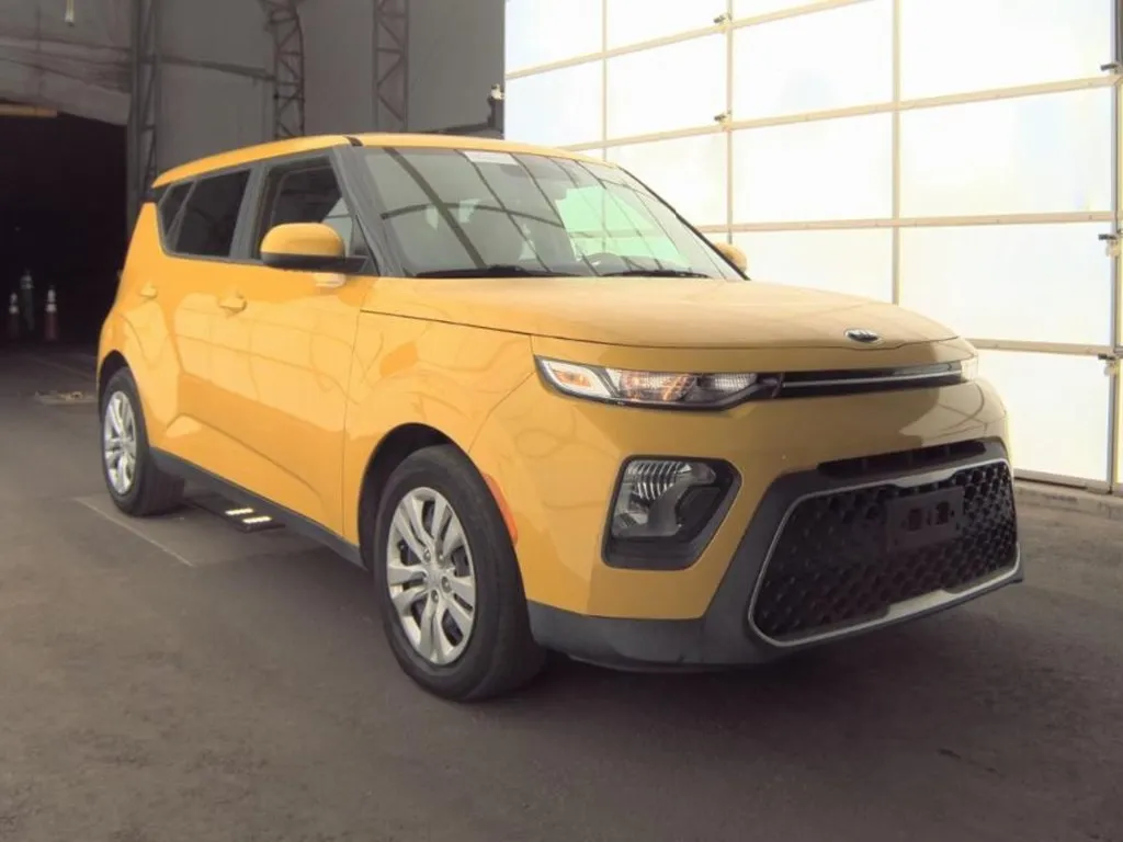 2020 Kia Soul LX S X-Line photo 4