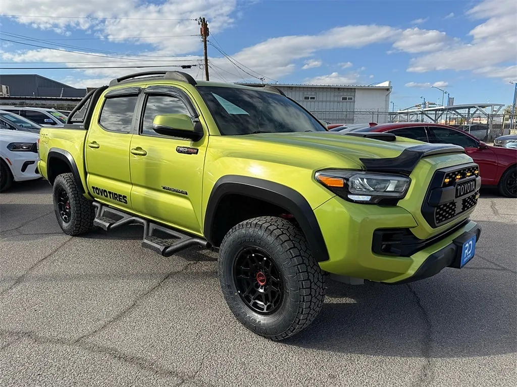 2022 Toyota Tacoma TRD Pro's photo