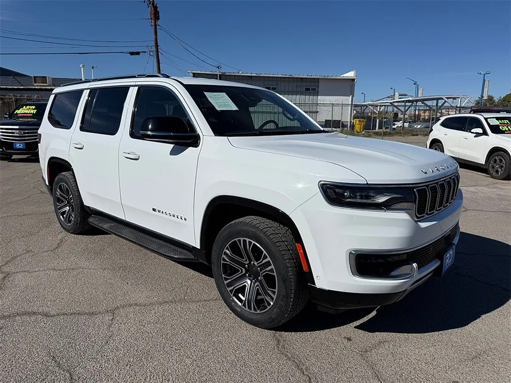 2024 Jeep Wagoneer Series II's photo